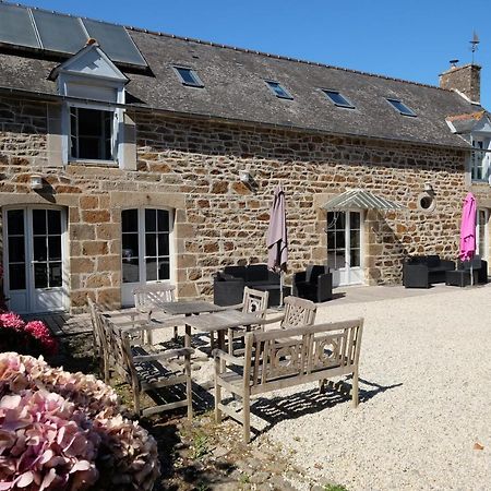 Le Jardin A Mordreuc Bed & Breakfast Pleudihen-sur-Rance Exterior photo