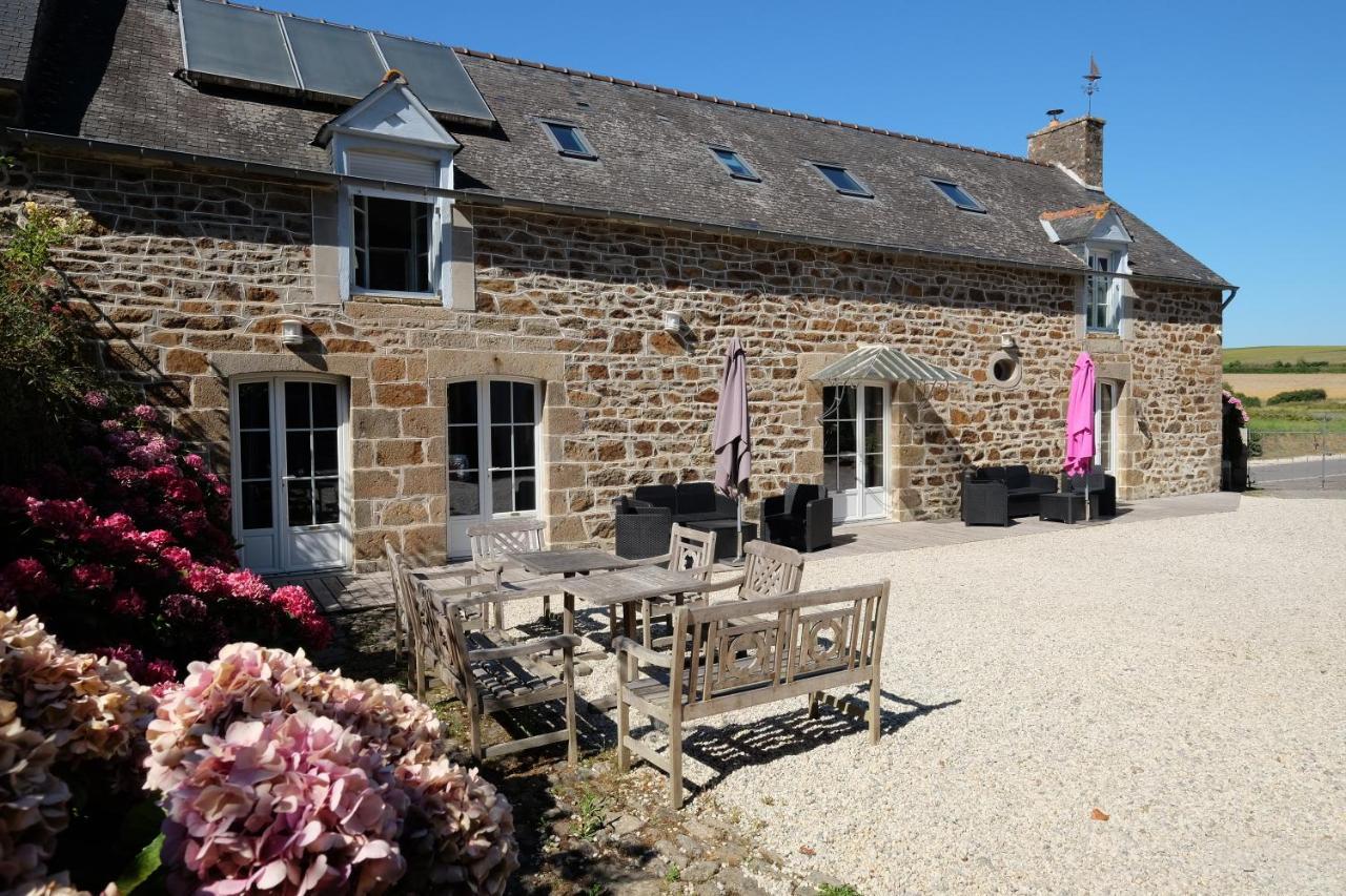 Le Jardin A Mordreuc Bed & Breakfast Pleudihen-sur-Rance Exterior photo